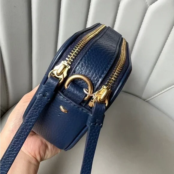 ⌚Tory Burch Deep Blue Crossbody Bag with Patterned Strap - Picture 4 of 7